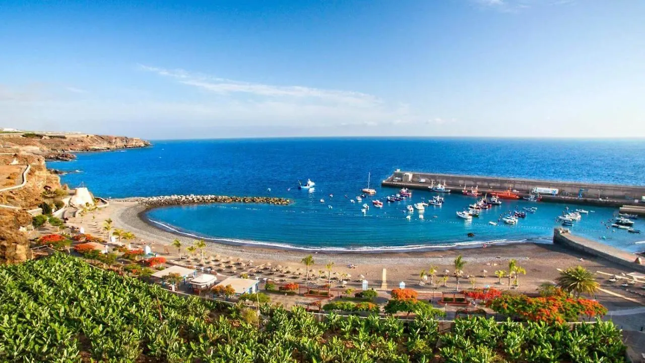 Beautiful Apartment With Air Conditioning Just Steps From The Sea In Playa San Juan Espagne