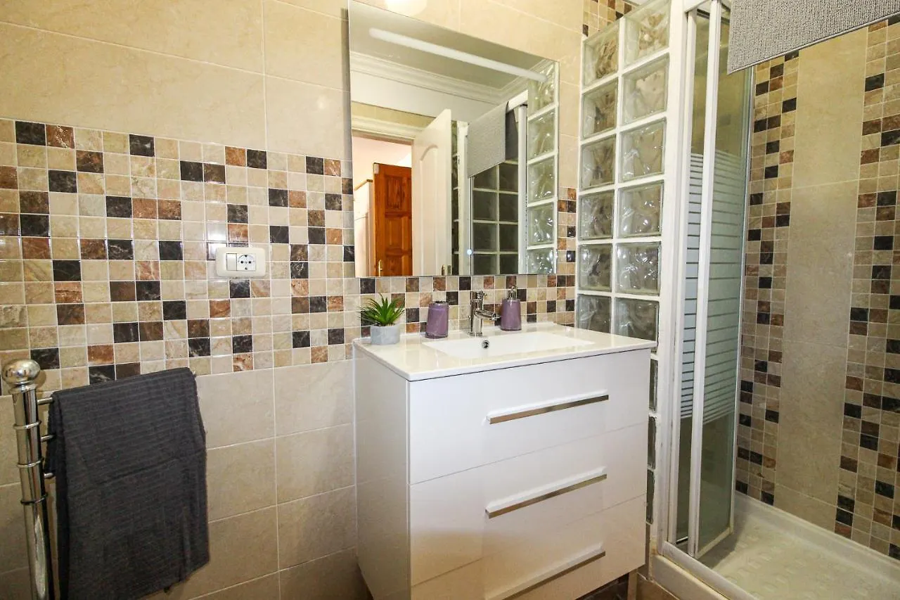 Beautiful Apartment With Air Conditioning Just Steps From The Sea In Playa San Juan 0*, Playa de San Juan (Tenerife) Espagne